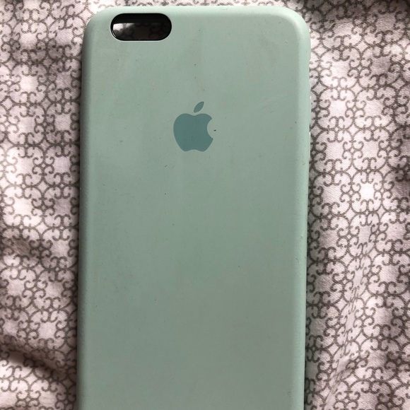 IPhone 6 Plus Silicone Case - Picture 1 of 3